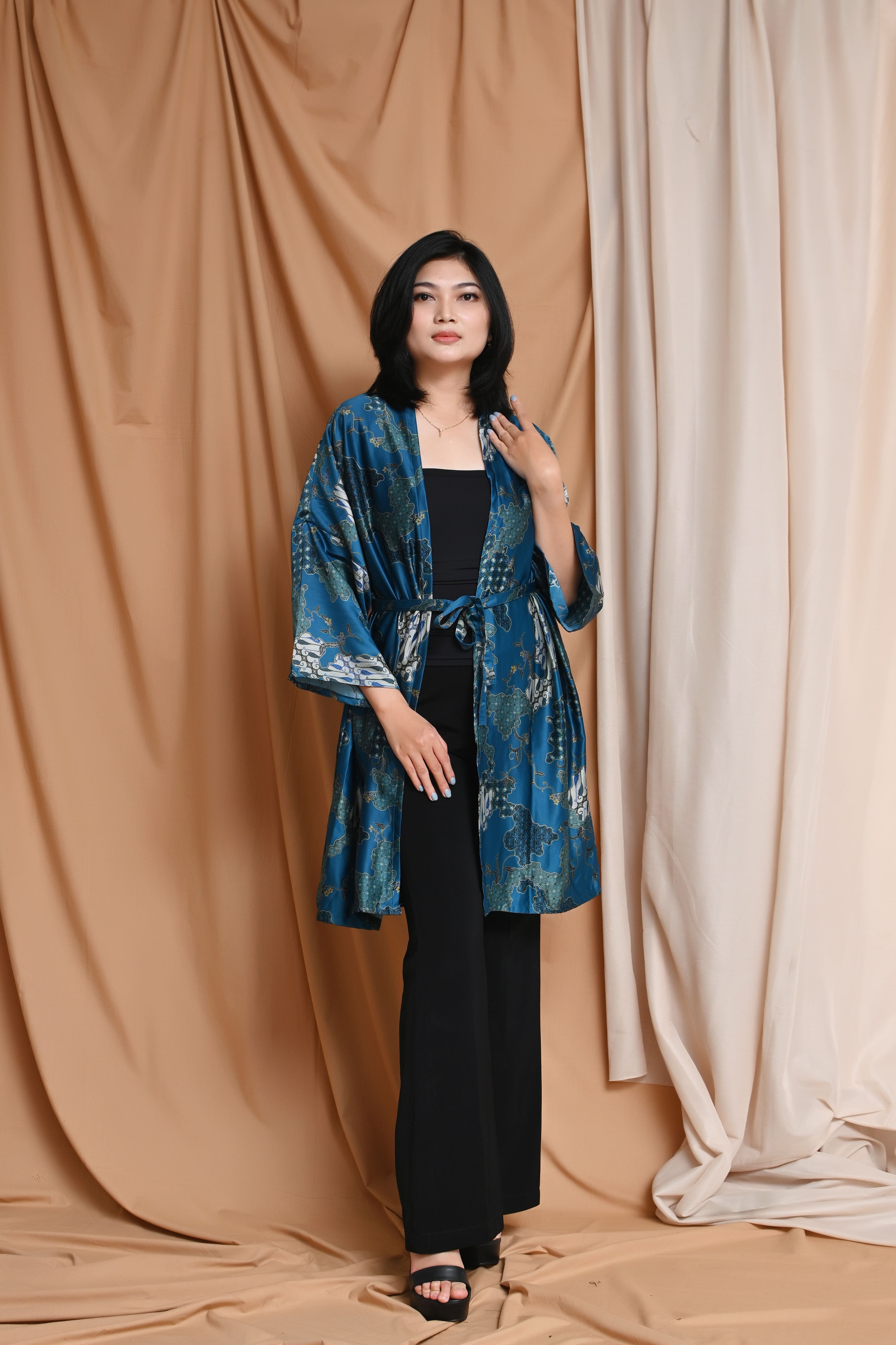 Gayakami Hela Outer